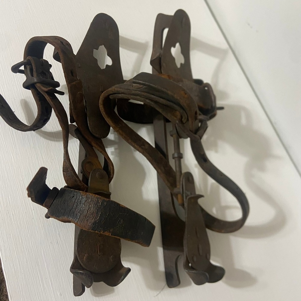 Vintage Ice Skates Metal Blade‎ Leather Straps Old Fashioned Ice Skating Blades
